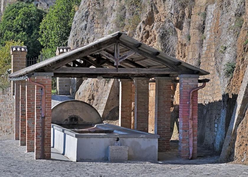 Lazio Bagnoregio Exterior Detail