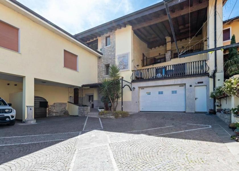 Lombardy Polpenazze del Garda Facade