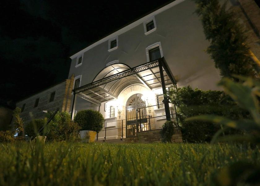 Marche Penna San Giovanni Facade