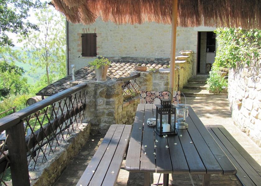 Marche Penna San Giovanni Terrace