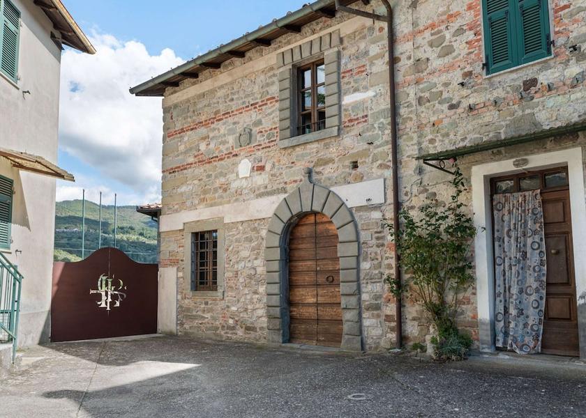 Tuscany Casola in Lunigiana Exterior Detail