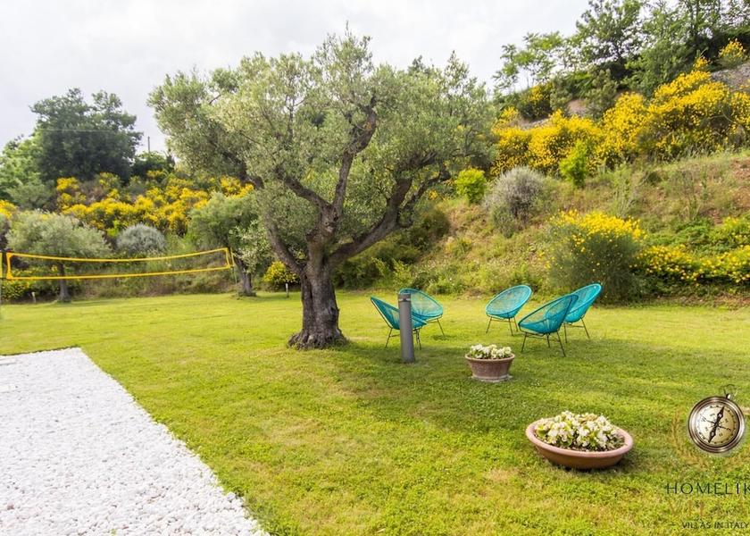 Marche Cingoli Garden