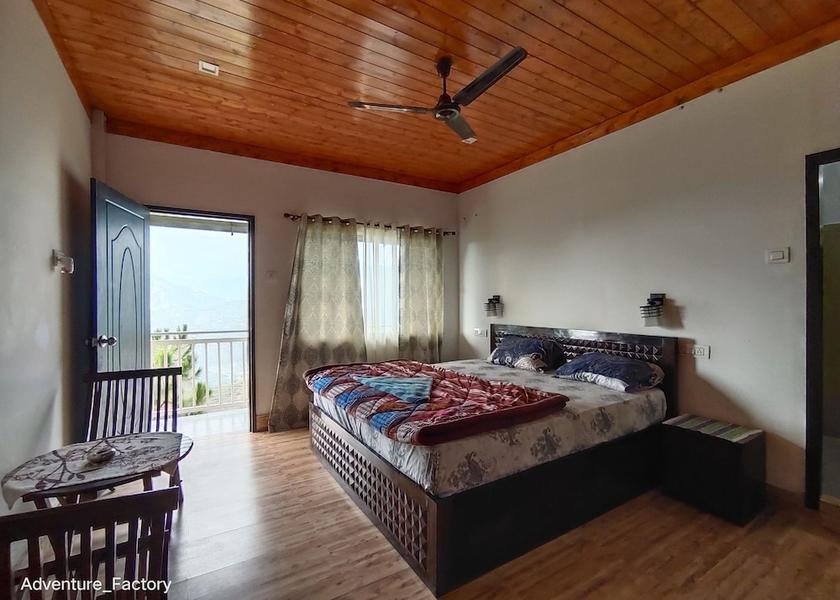 Uttarakhand New Tehri Room