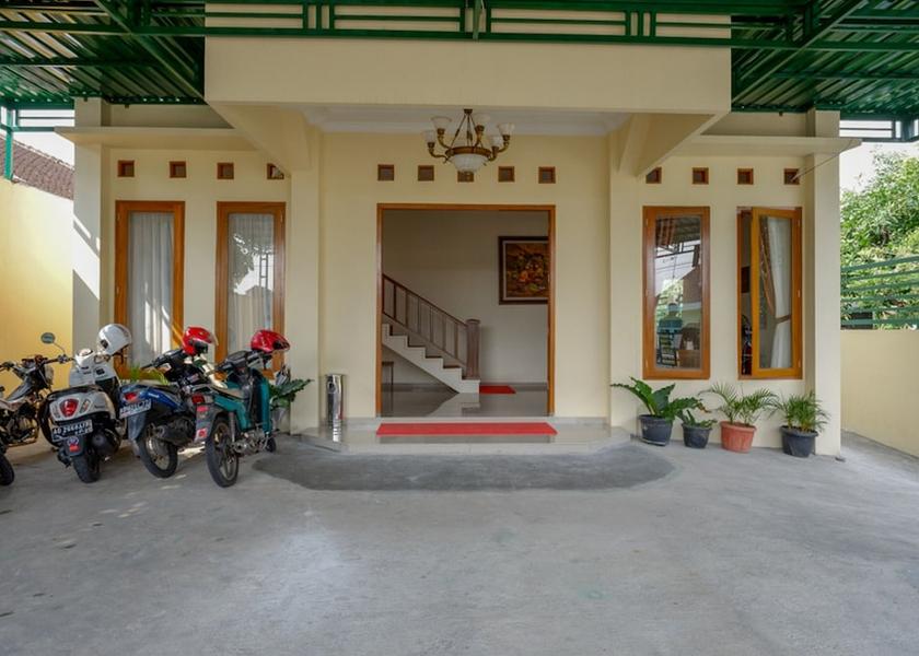 Central Java Karanganyar Entrance