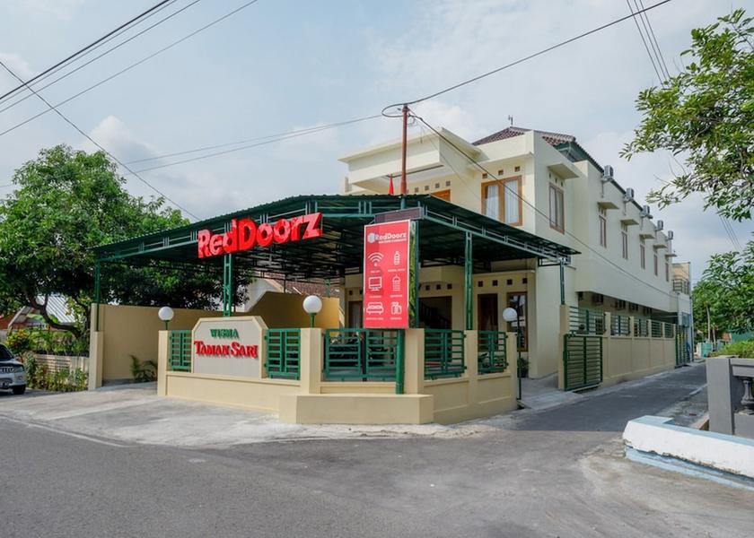 Central Java Karanganyar Facade