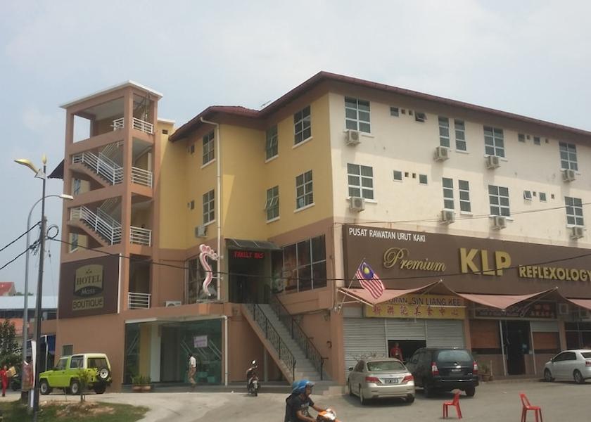 Pahang Mentakab Exterior Detail