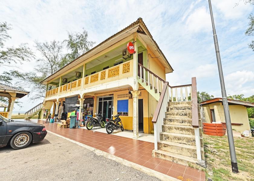 Pahang Kuala Rompin Exterior Detail