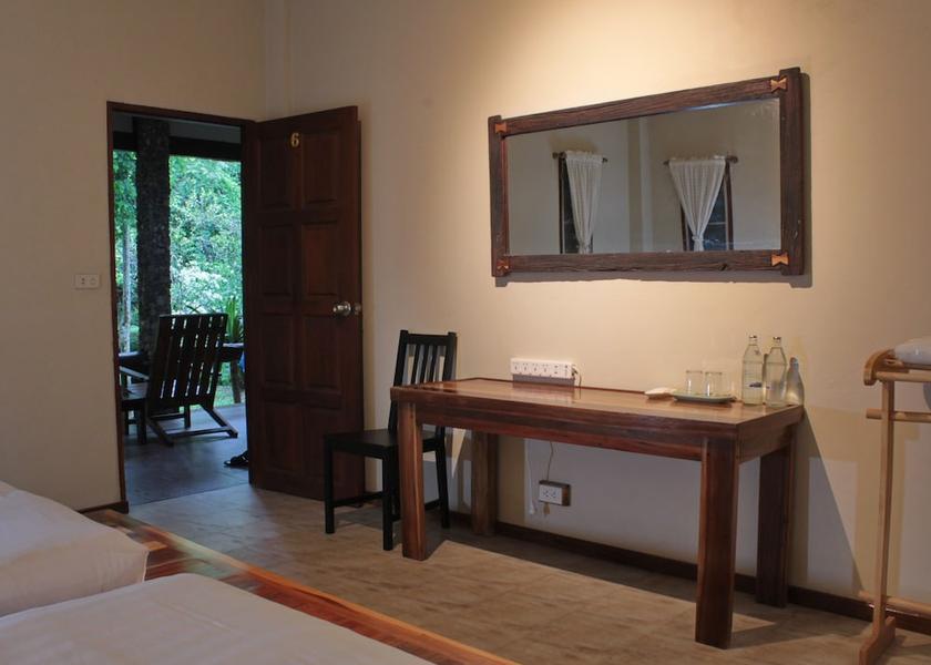 Phetchaburi Kaeng Krachan Room