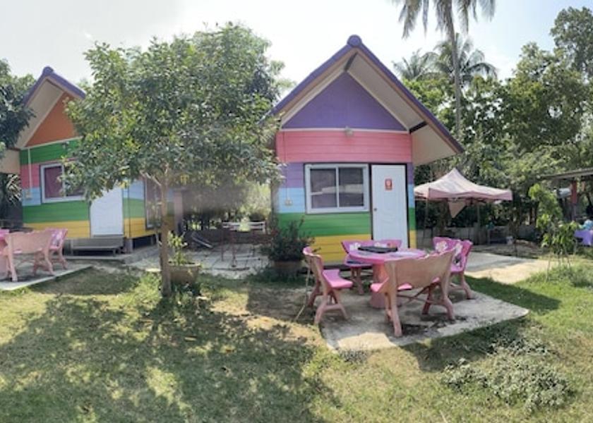 Phetchaburi Kaeng Krachan Facade