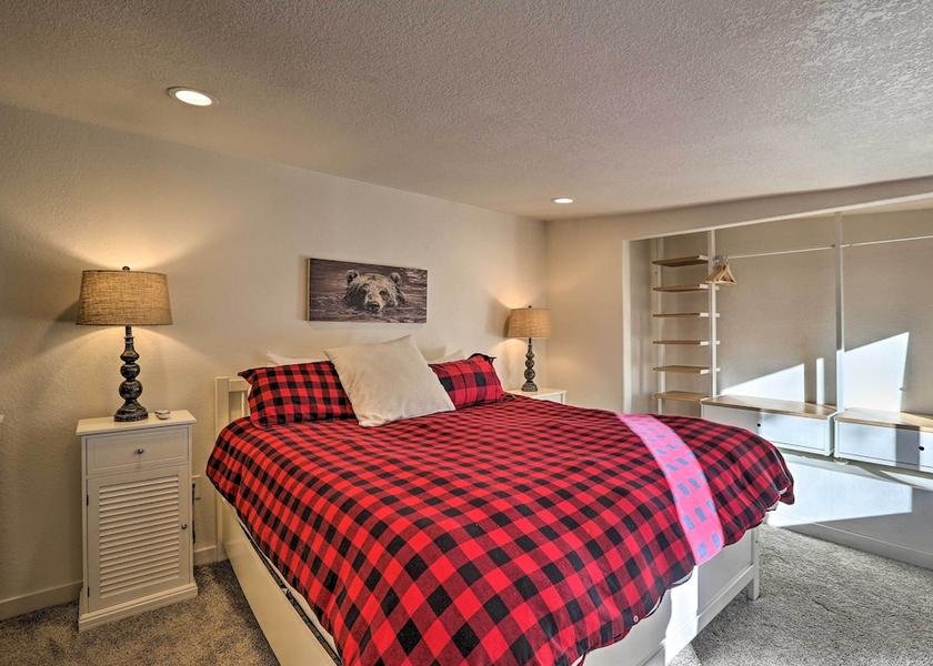 Colorado Morrison Interior Entrance