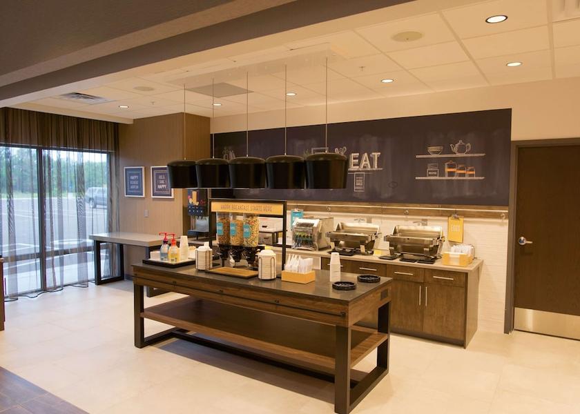 Kansas Goddard Breakfast Area