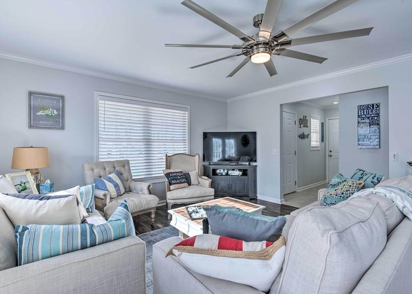 Kentucky Gilbertsville Interior Entrance