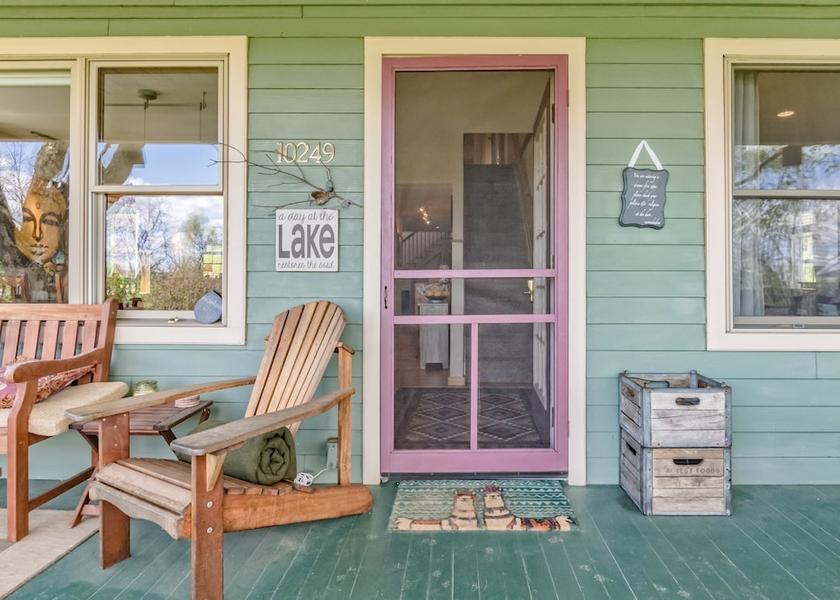New York Hammondsport Porch