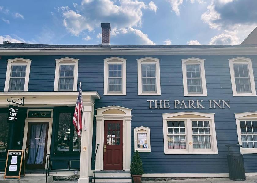 New York Hammondsport Exterior Detail