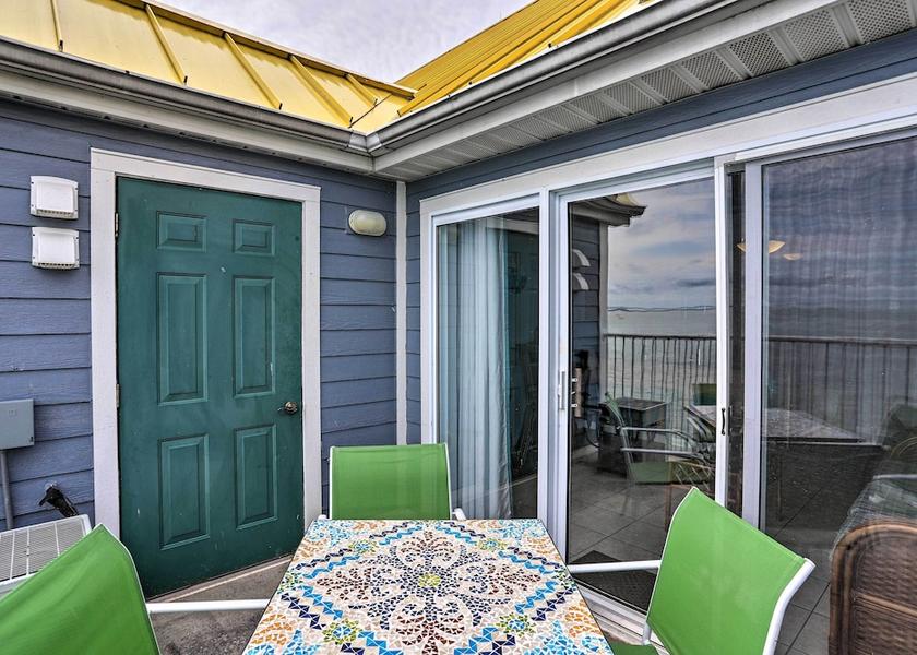 Ohio Put-in-Bay Interior Entrance