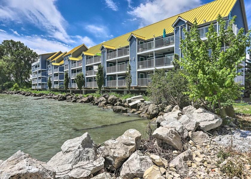 Ohio Put-in-Bay Interior Entrance