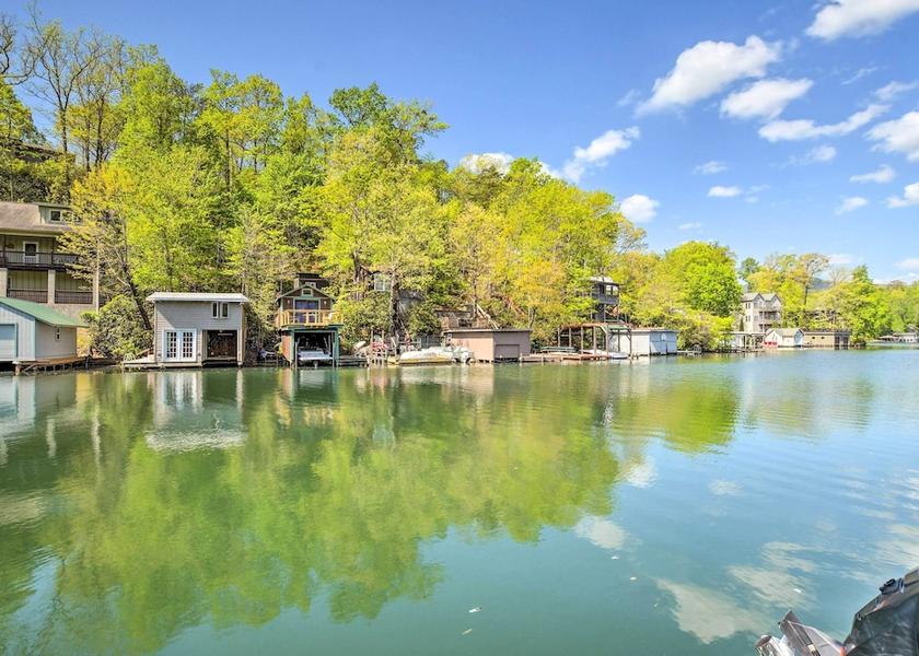South Carolina Landrum Interior Entrance