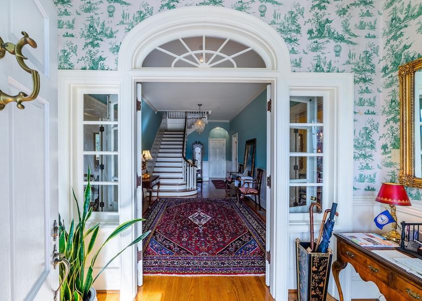 Virginia Clifton Forge Interior Entrance