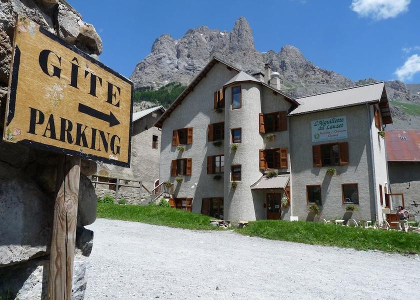 Provence - Alpes - Cote d'Azur Monetier-les-Bains Exterior Detail