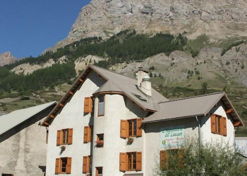 Provence - Alpes - Cote d'Azur Monetier-les-Bains Facade