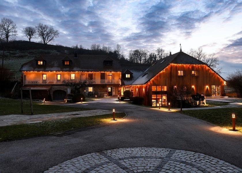 Bourgogne-Franche-Comte Salins-les-Bains Facade