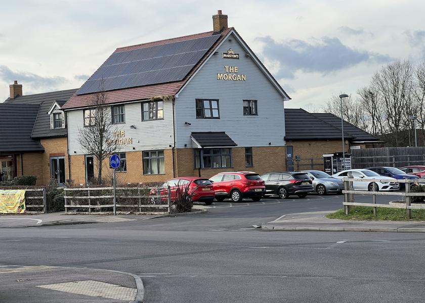 England Erith Exterior Detail