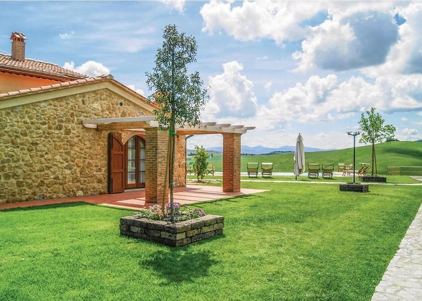 Tuscany Lajatico Property Grounds