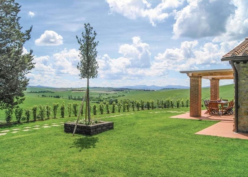 Tuscany Lajatico Property Grounds