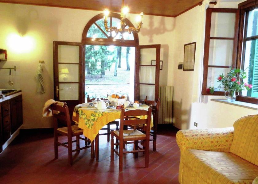 Tuscany Lajatico Dining Area