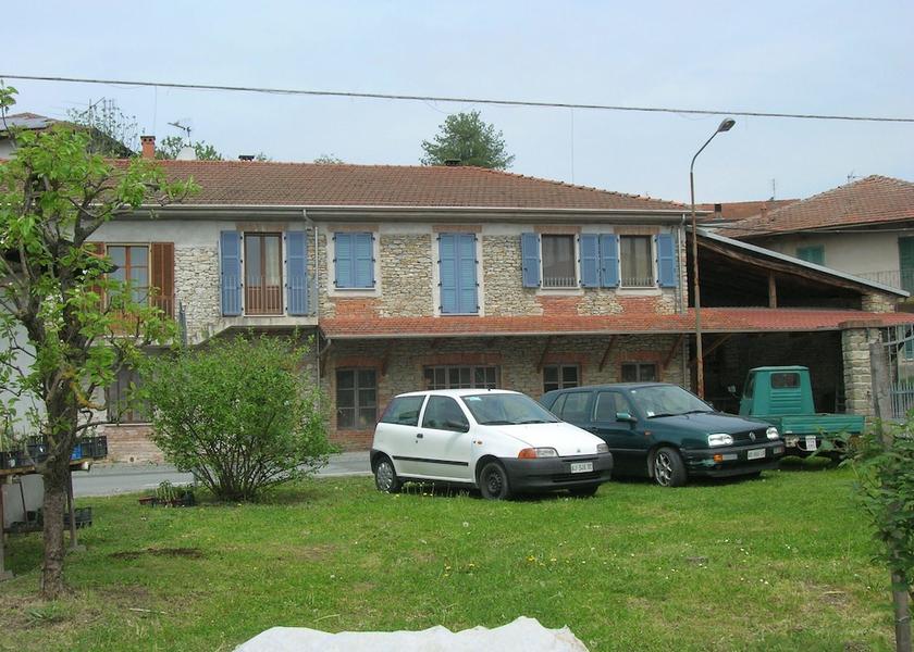 Piedmont Bubbio Facade