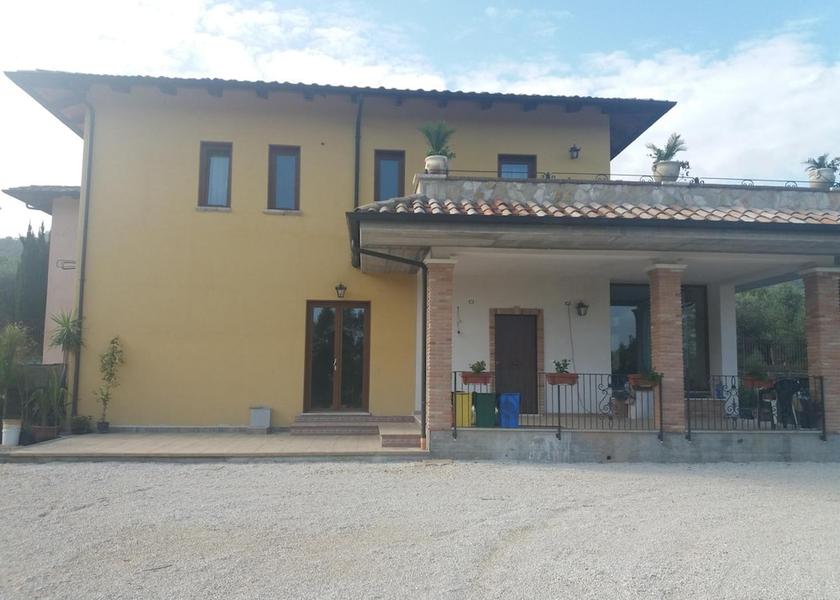 Lazio Castelforte Exterior Detail