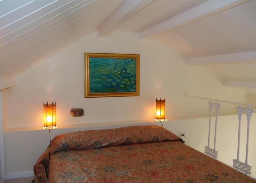 Calabria Locri Room