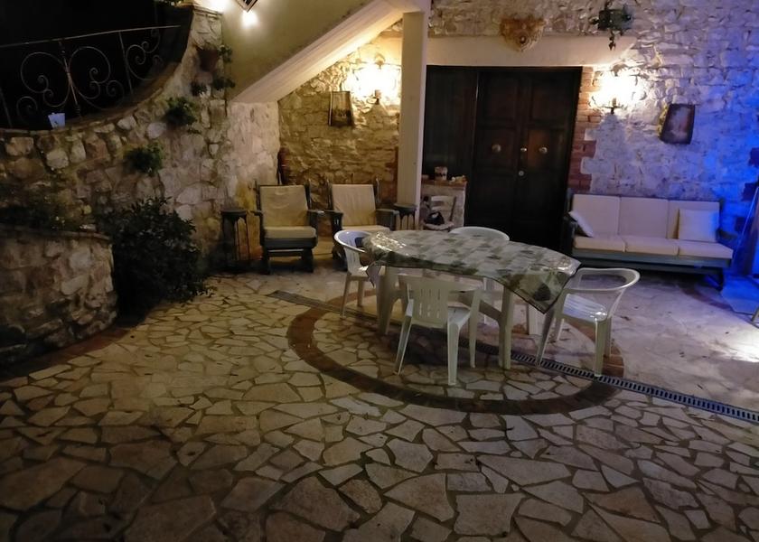 Umbria Stroncone Interior Entrance