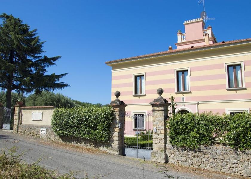 Campania Vallo Della Lucania Exterior Detail
