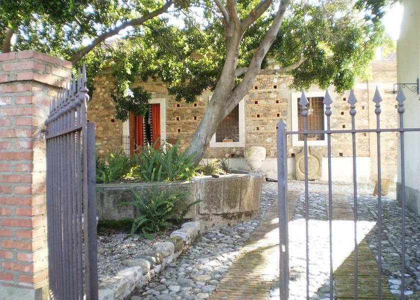 Sicily San Filippo Del Mela Entrance