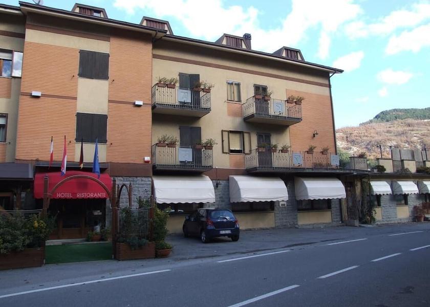 Emilia-Romagna Riolunato Exterior Detail