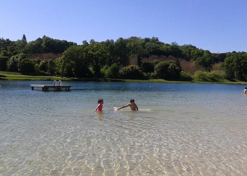 Nouvelle-Aquitaine Thiviers Lake