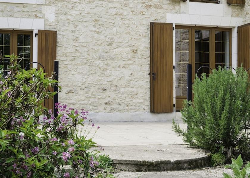 Nouvelle-Aquitaine Chasseneuil-Sur-Bonnieure Exterior Detail
