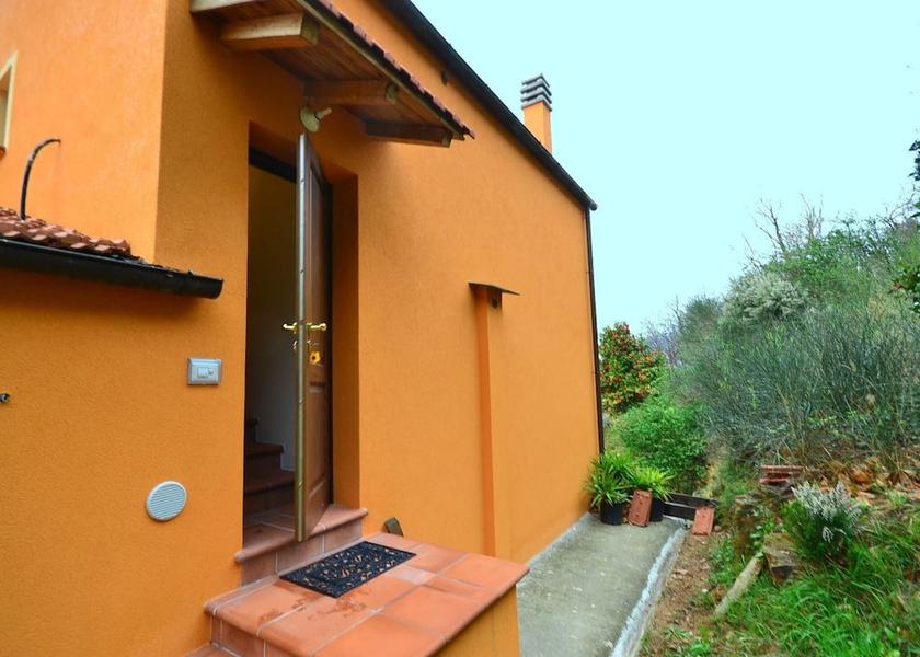 Liguria Vezzi Portio Exterior Detail