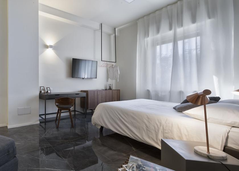 Lombardy Voghera Room