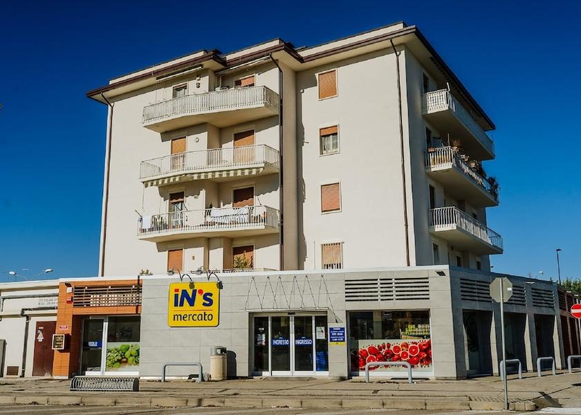 Veneto Selvazzano Dentro Exterior Detail