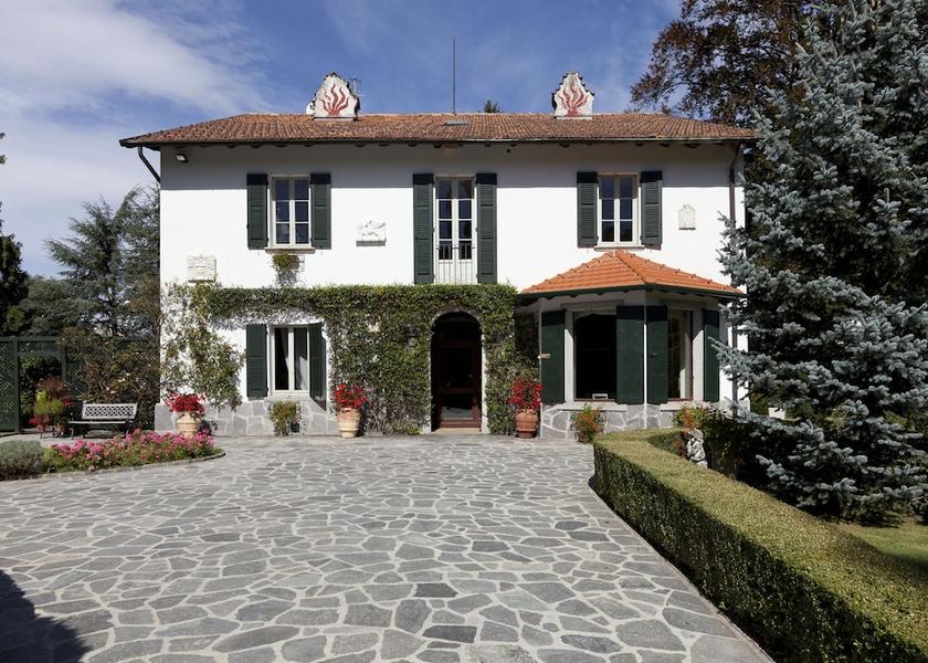 Lombardy Oliveto Lario Exterior Detail