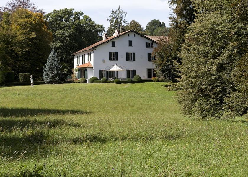 Lombardy Oliveto Lario Exterior Detail