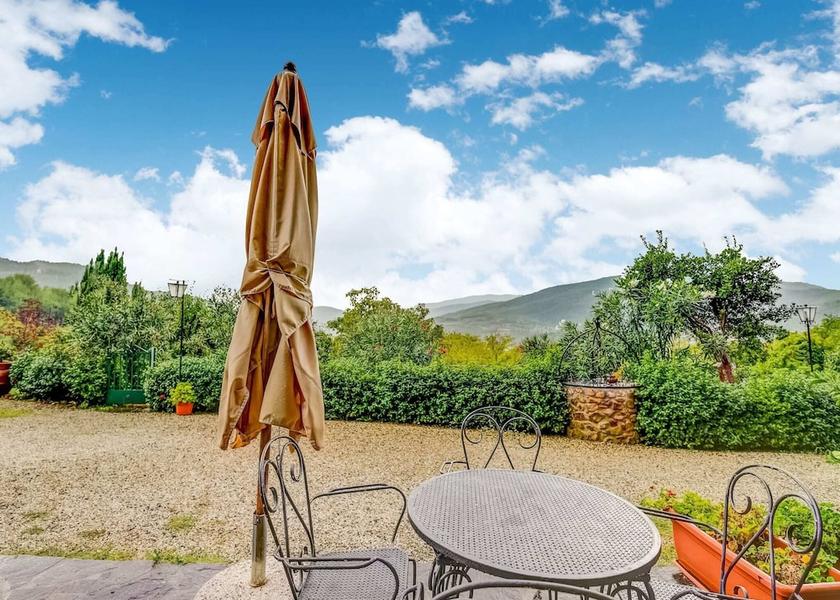 Tuscany Monterchi Exterior Detail