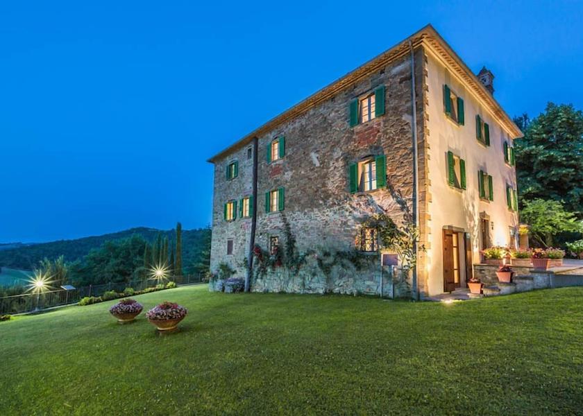 Tuscany Monterchi Exterior Detail