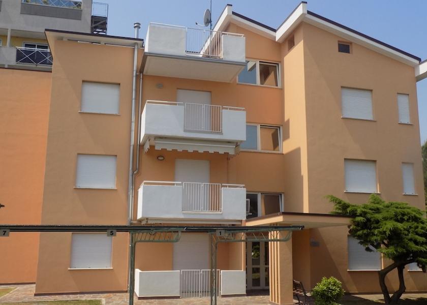 Veneto Eraclea Exterior Detail