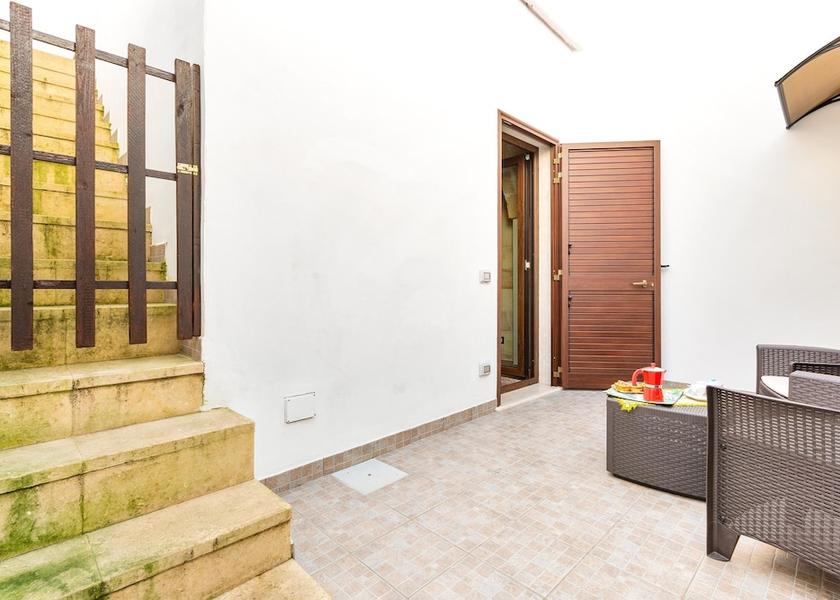 Puglia Copertino Exterior Detail