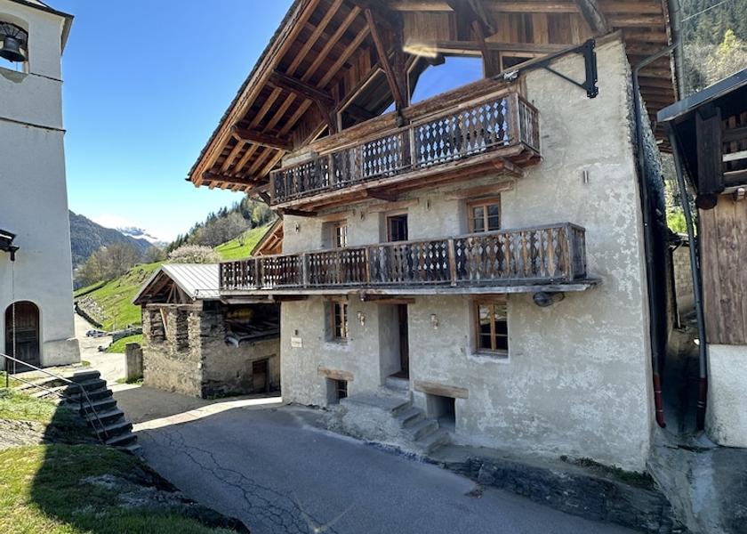 Auvergne-Rhone-Alpes Villaroger Facade