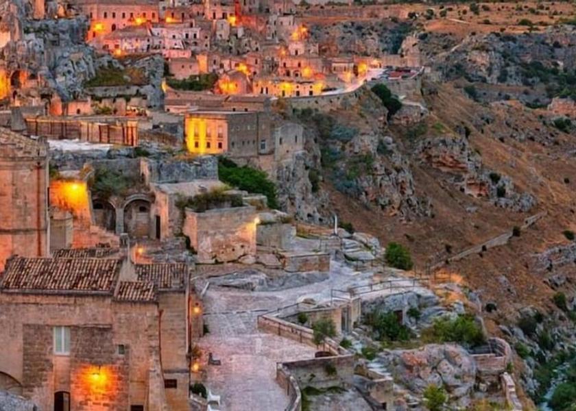 Puglia Acquaviva Delle Fonti Exterior Detail
