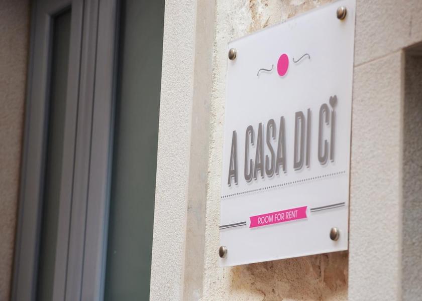 Puglia Acquaviva Delle Fonti Exterior Detail